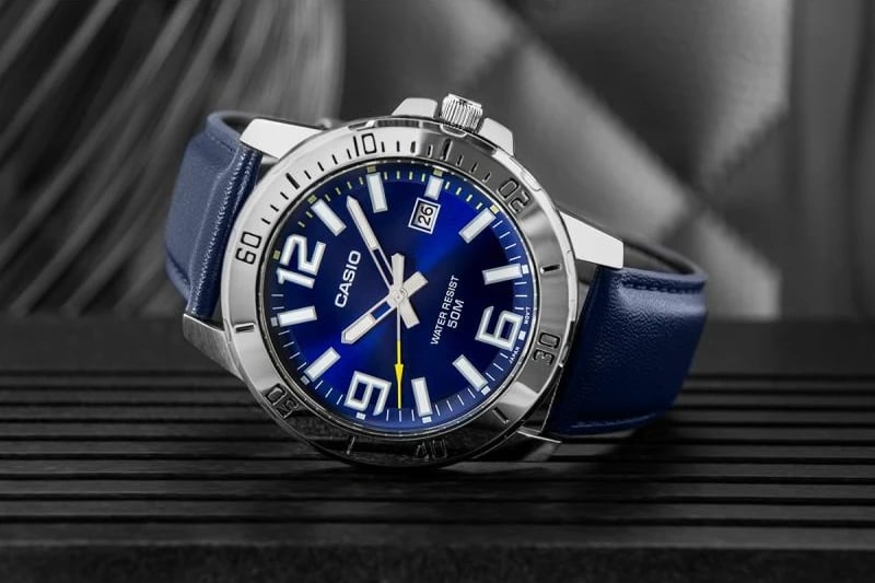 Orë dore për meshkuj Casio, blu
