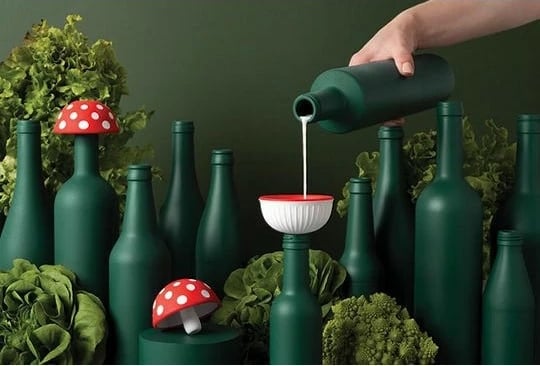 Trichter OTOTO Magic Mushroom, dizajn kërpudhe, kuqe-bardhë Trichter OTOTO Magic Mushroom, dizajn kërpudhe, kuqe-bardhë