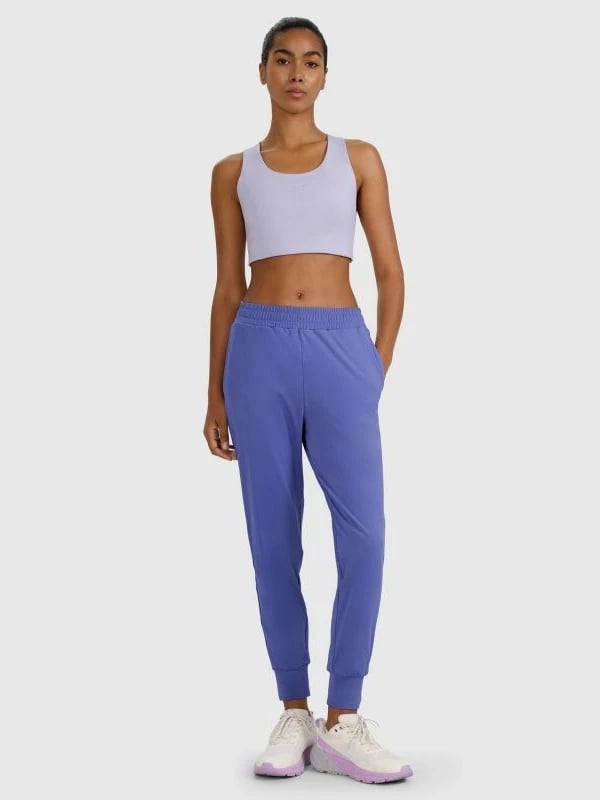 Pantallona sportive për femra 4f