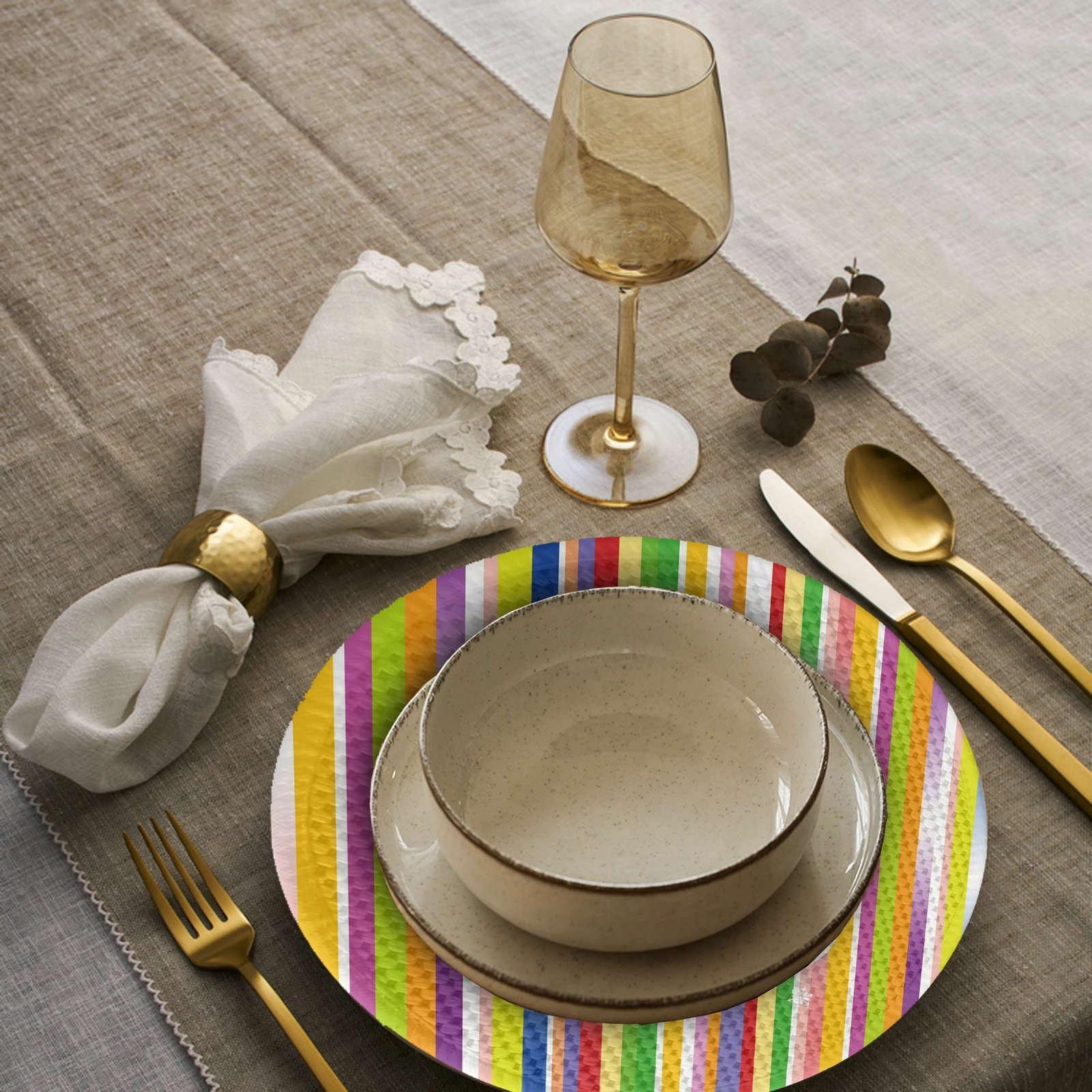 Set nënshtrues tavoline, shumëngjyrësh, Hermia Concept, 37cm, 4 copë