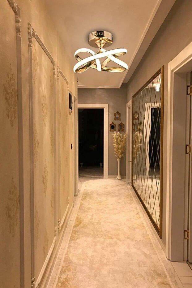 Llambë tavani Opviq, Vino, ngjyrë ari