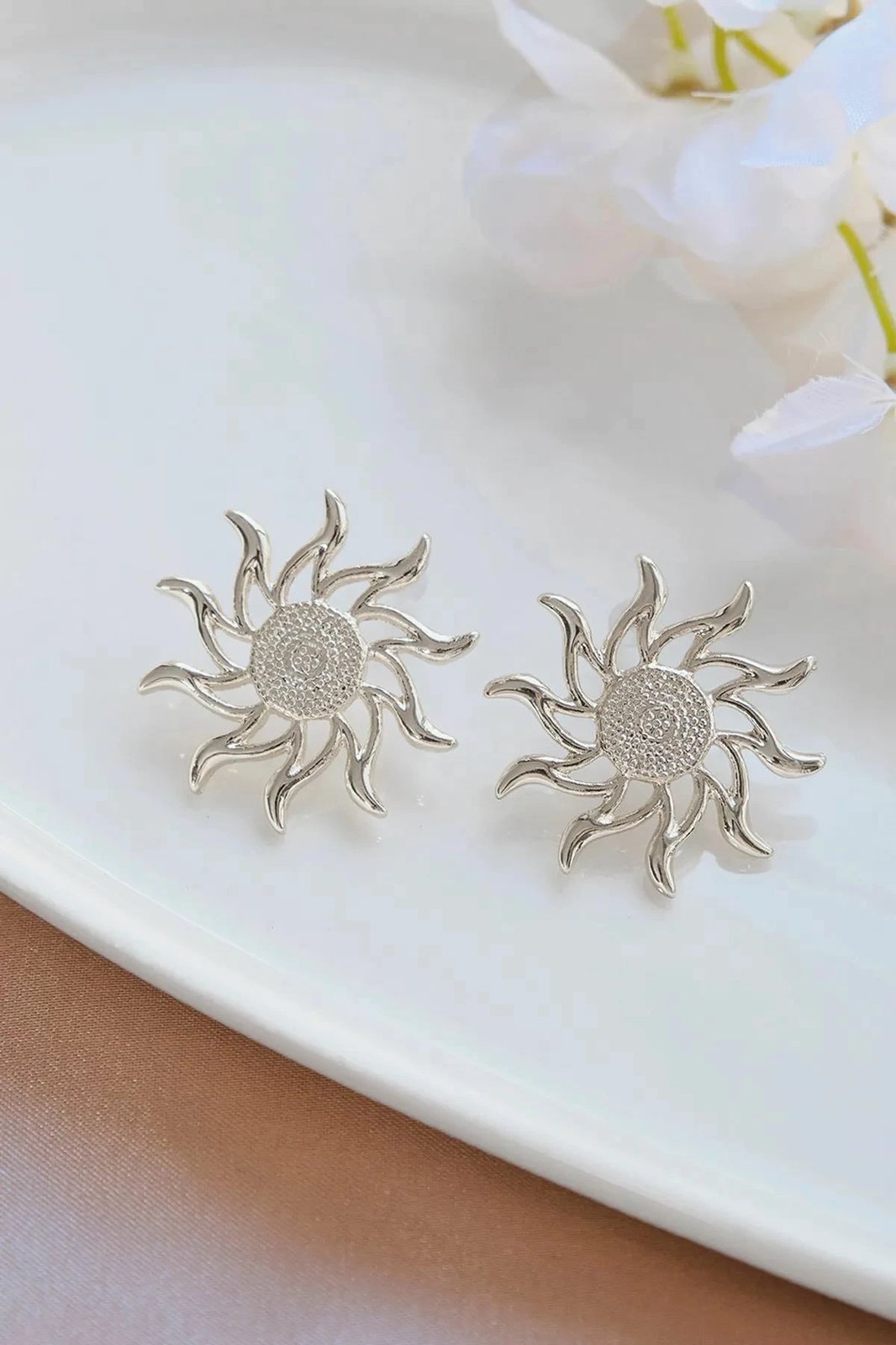 Vathë argjendi Jumeon, Gms-Dnggnskp