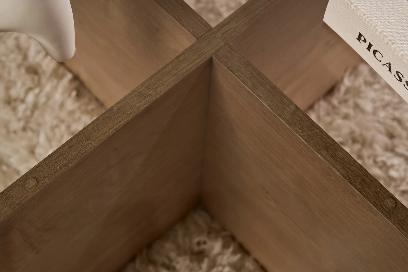 Tavolinë kafeje Nordure, Aeris, ngjyrë lis safir, fume