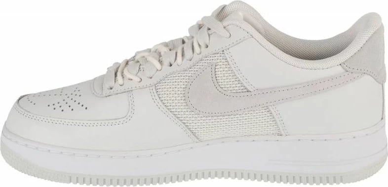 Atlete për meshkuj Nike, të bardha
