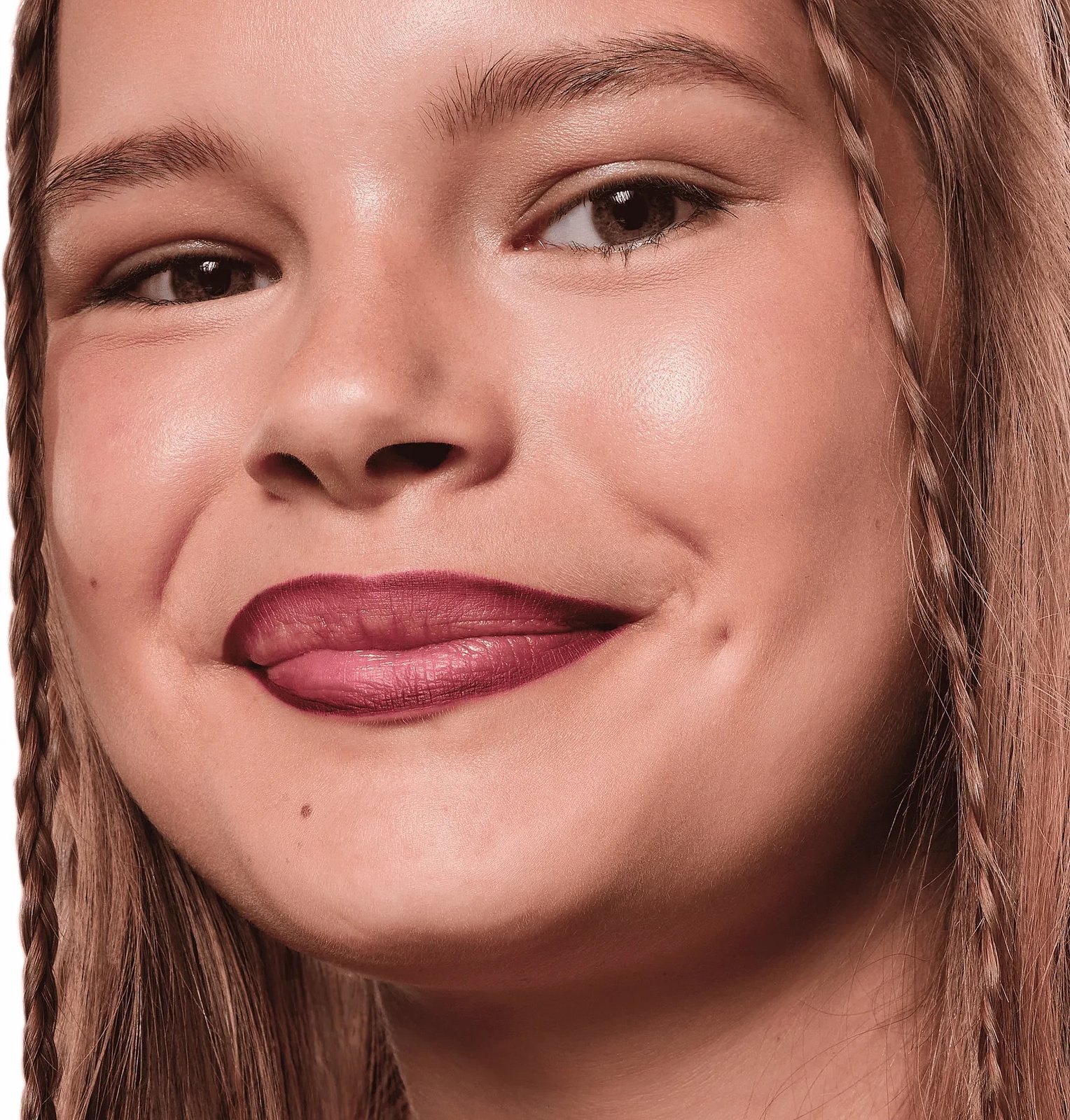 Essence 8H Matte Comfort Lipliner - 19 Burgundy Bestie