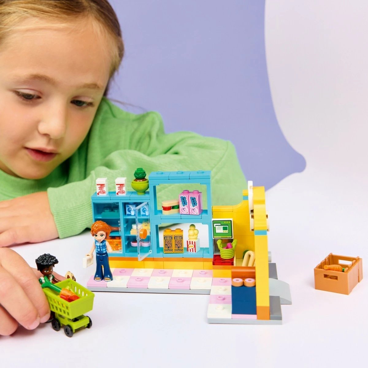 Set ndërtimi LEGO Friends 42680 Heartlake City Mini Supermarket, 176 copë, 5+