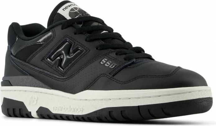 Atlete femra New Balance, të zeza