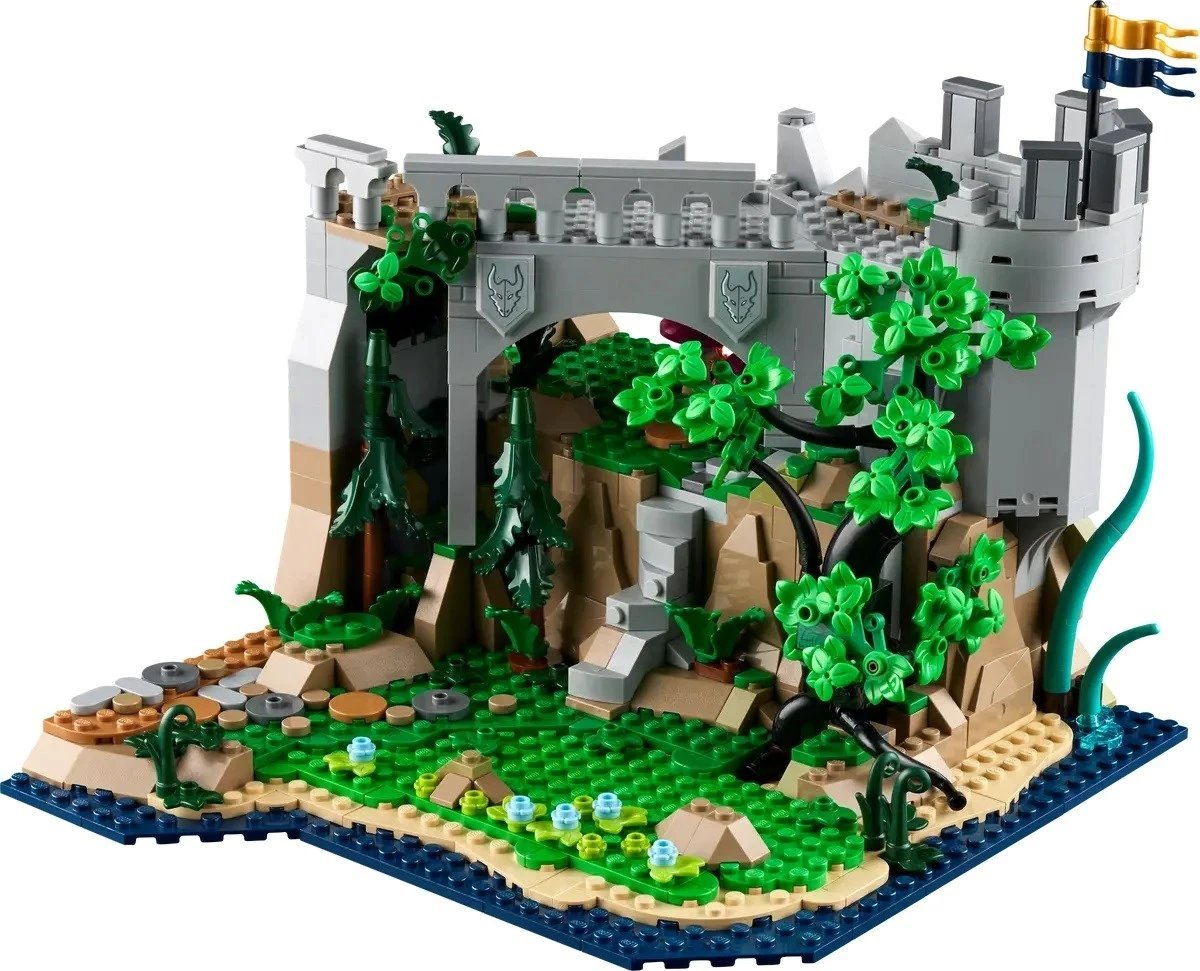 Set LEGO IDEAS 21348 Dungeons & Dragons: Red Dragon’s Tale