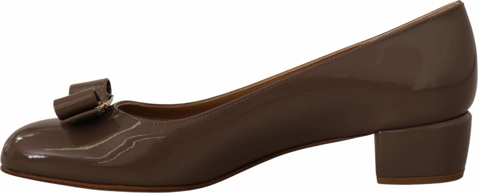 Këpucë me taka për femra Salvatore Ferragamo, të kafta
