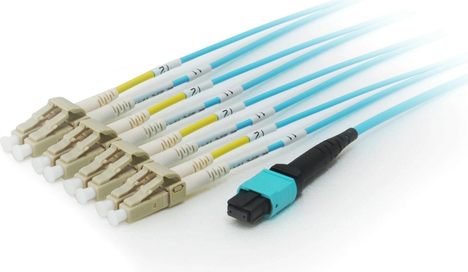 Kabëll optik MTP/LC Equip OM4, 7m, cyan