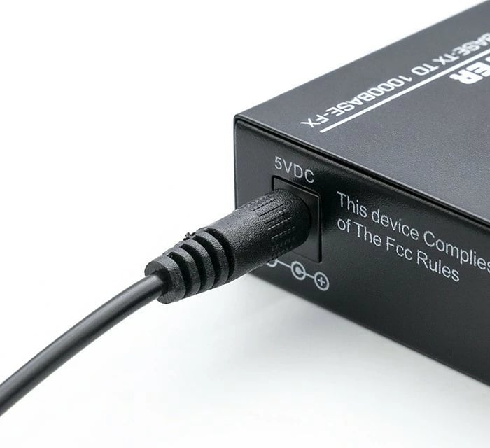 Konvertues media Qoltec 52295, 1x RJ45, 1x SFP, 1000Mb/s, i zi