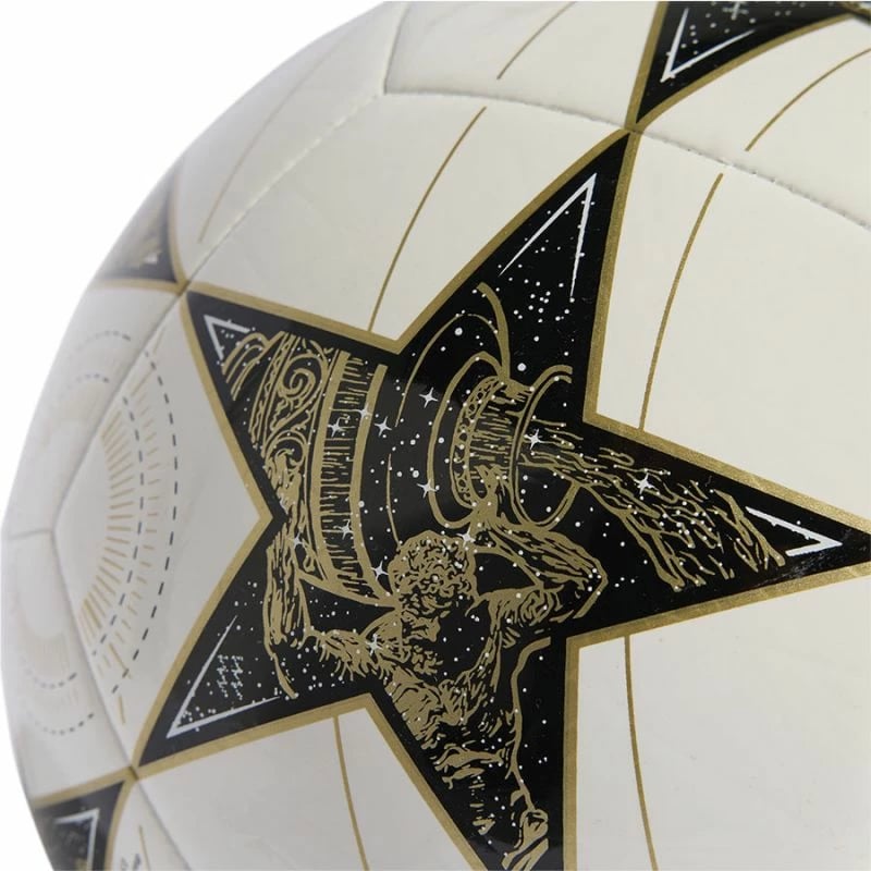 Top futbolli adidas Real Madrid