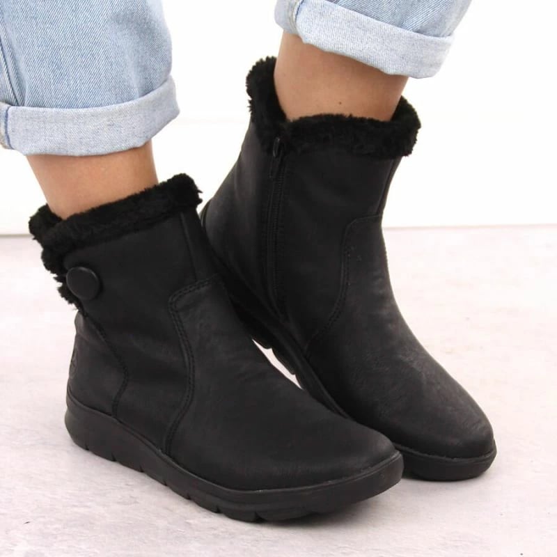 Çizme Rieker për femra, të zeza