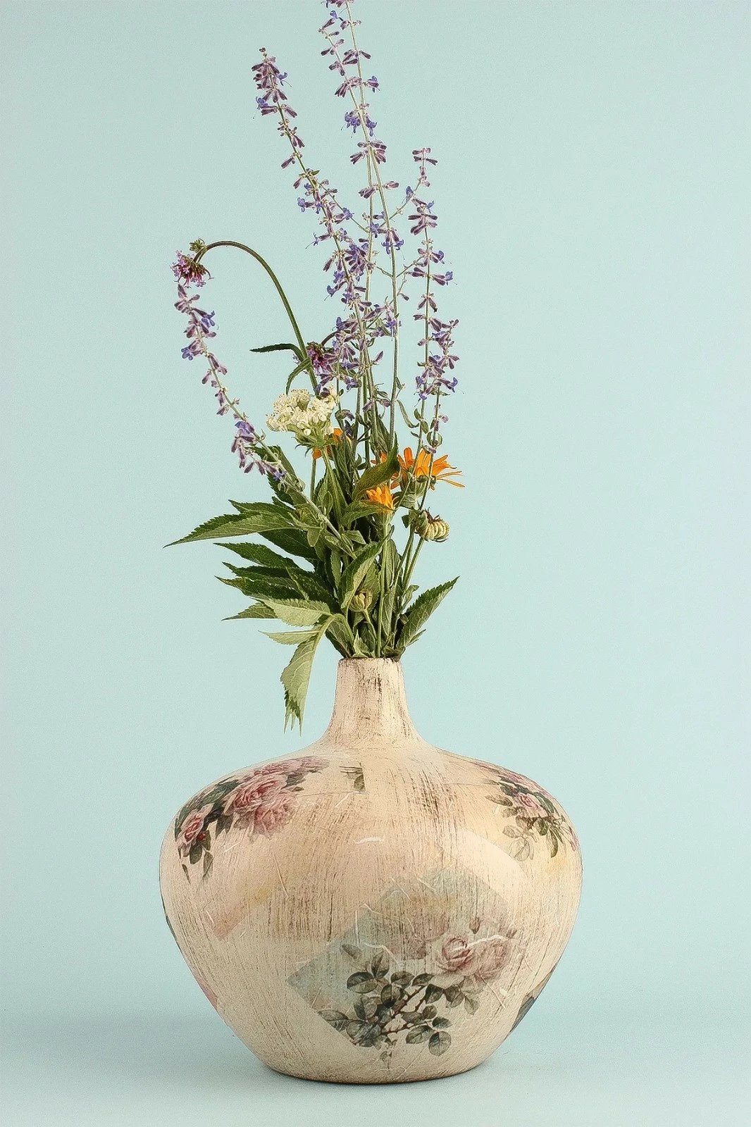 Vazo dekorative, multingjyrëshe, Evila Originals, YL689, 19x18.5cm