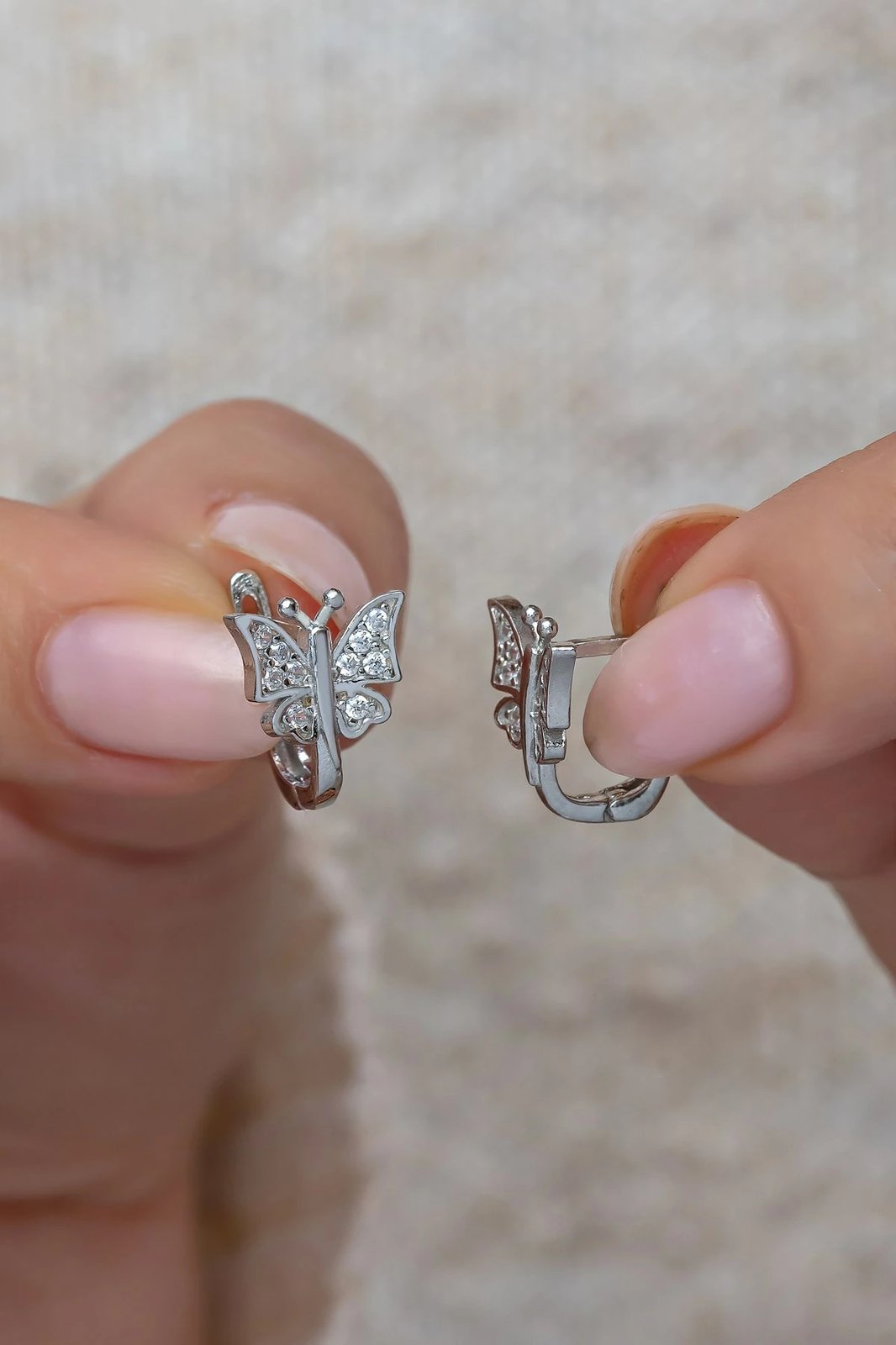 Vath argjendi flutur, Jumeon, NRZ998794