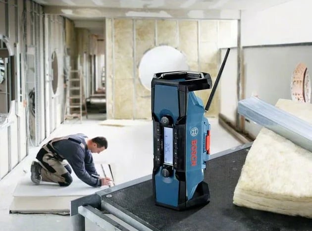 Radio portabile Bosch GPB 18V-2 C Professional, Bluetooth, FM, 18V, zi/kaltër/argjendtë