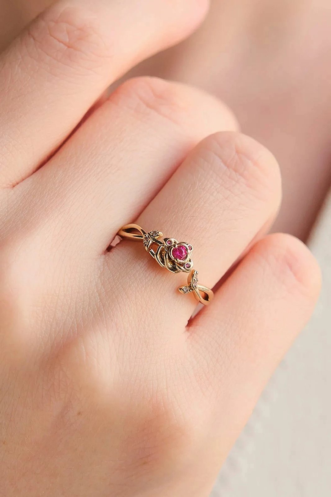 Unazë prej bronzi, gur zirkon, ngjyrë ari, Jumeon