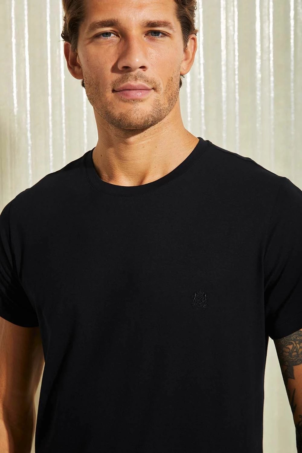 T-shirt për meshkuj Jumeon, Andrej, e zezë