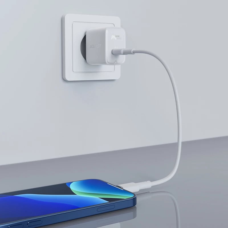 Karikues muri Acefast A21, GaN, 30W, USB-C, i zi