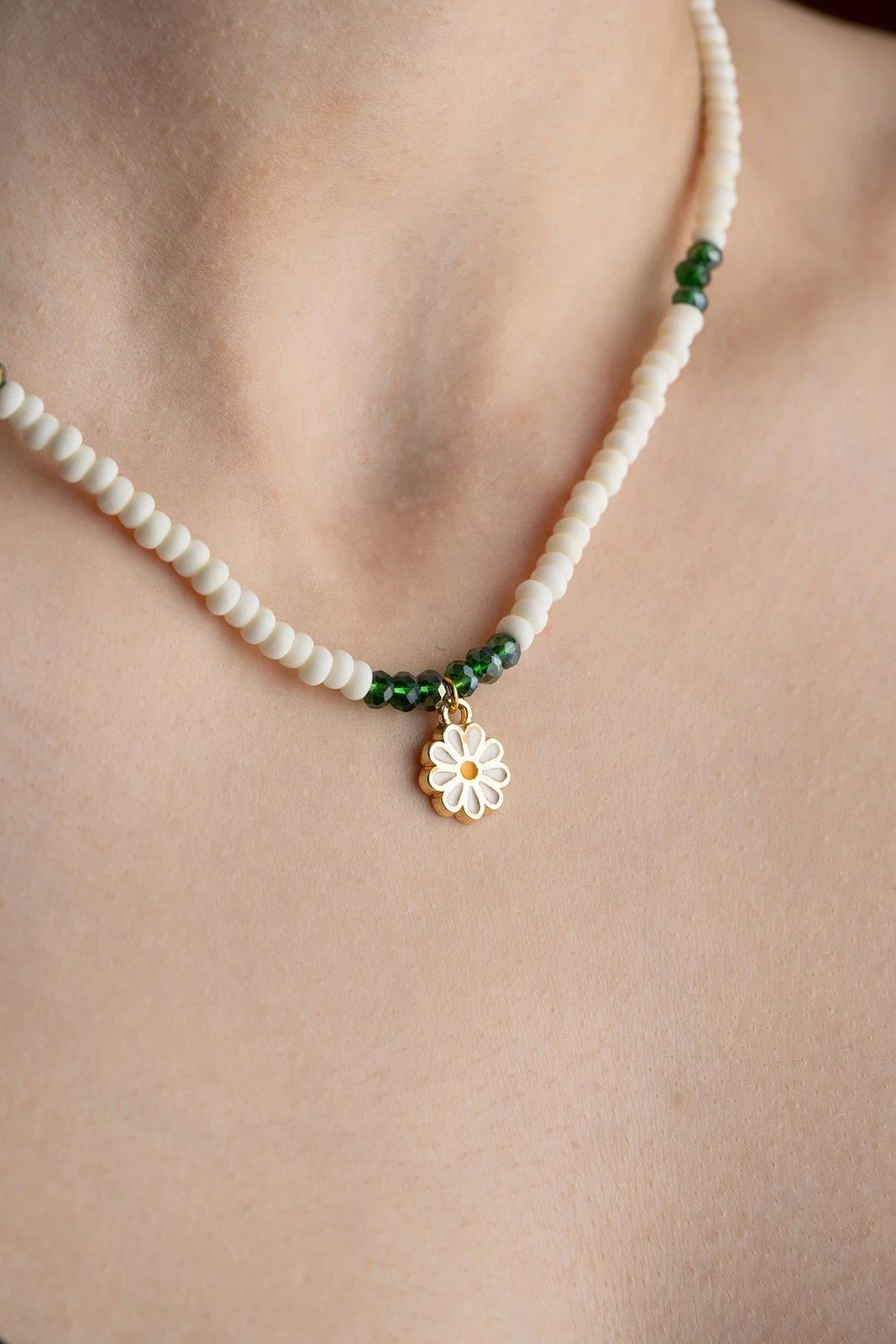 Varëse Jumeon, e bardhë dhe e gjelbër, B235524