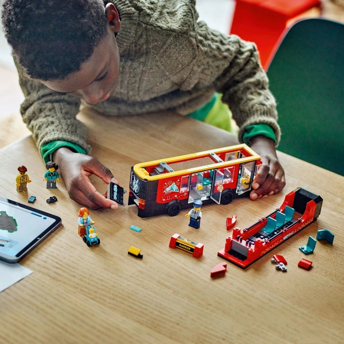 Set lodrash LEGO City 60407, autobus dy-katësh, i kuq, 384 pjesë