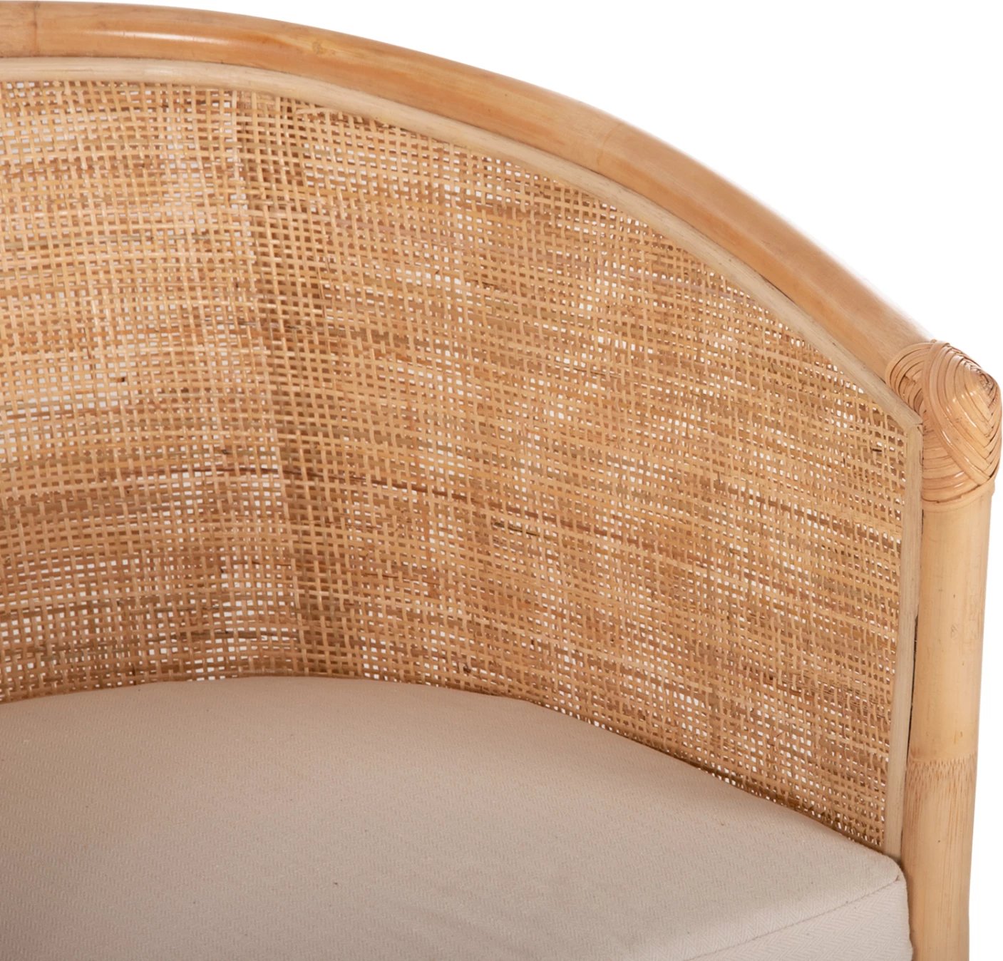 Karrige pa krahë APRON FH9818, ratan i shpuar, ngjyrë natyrale, jastëk i bardhë, 75x70x85H cm