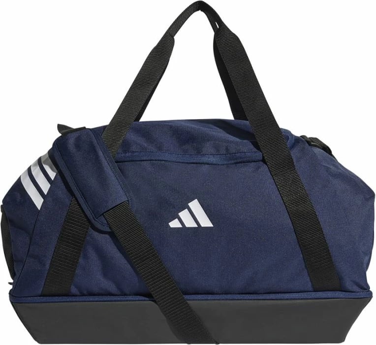 Çantë sportive adidas, mesatare
