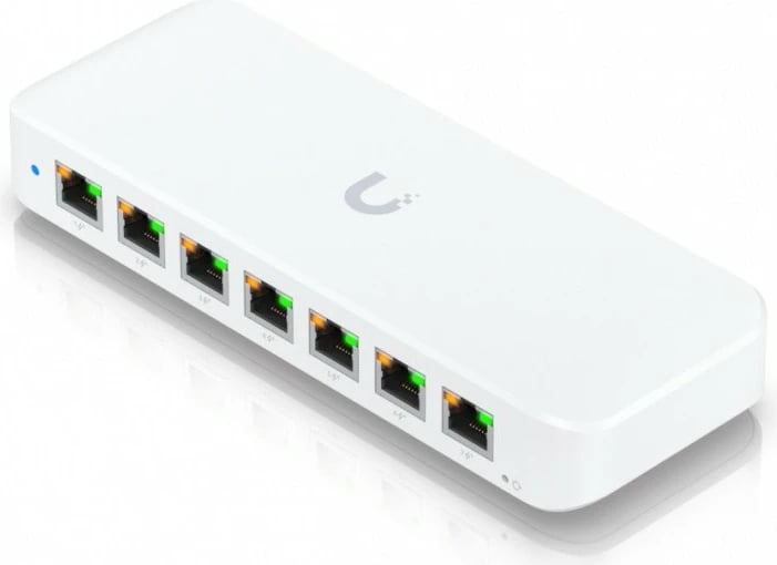 Switch, Ubiquiti, USW-Ultra, 8x Gigabit, PoE+ 42W, hyrje PoE++, Layer 2 i menaxhueshëm