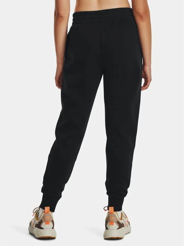 Pantallona sportive për femra Under Armour, të zeza