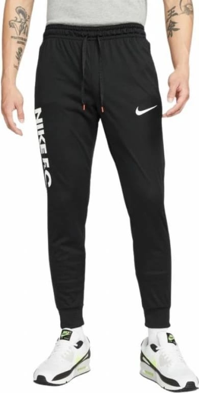 Pantallona sportive Nike për meshkuj, të zeza