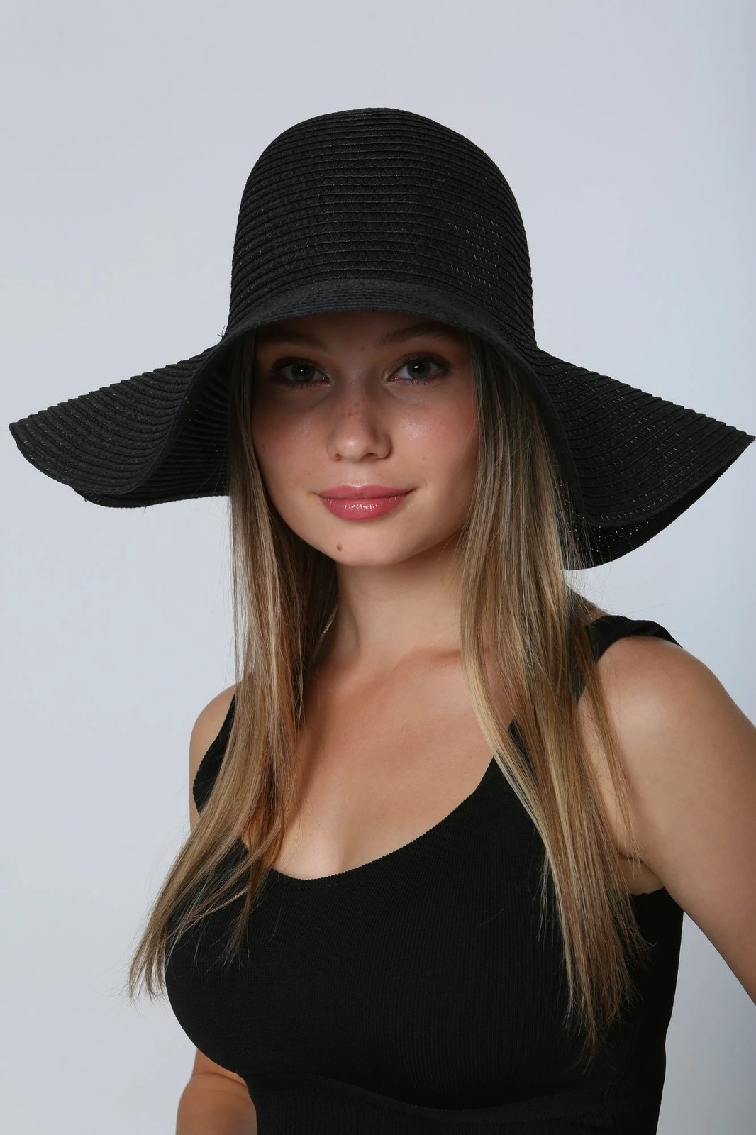 Kapelë për gra, Jumeon Hsr2005, e zezë