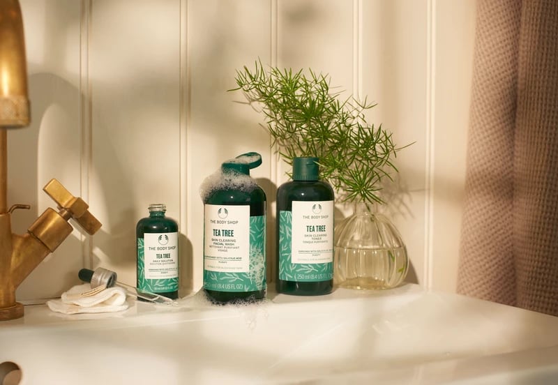 Tea Tree - Toner Matifikues për Lëkurën 400 ML