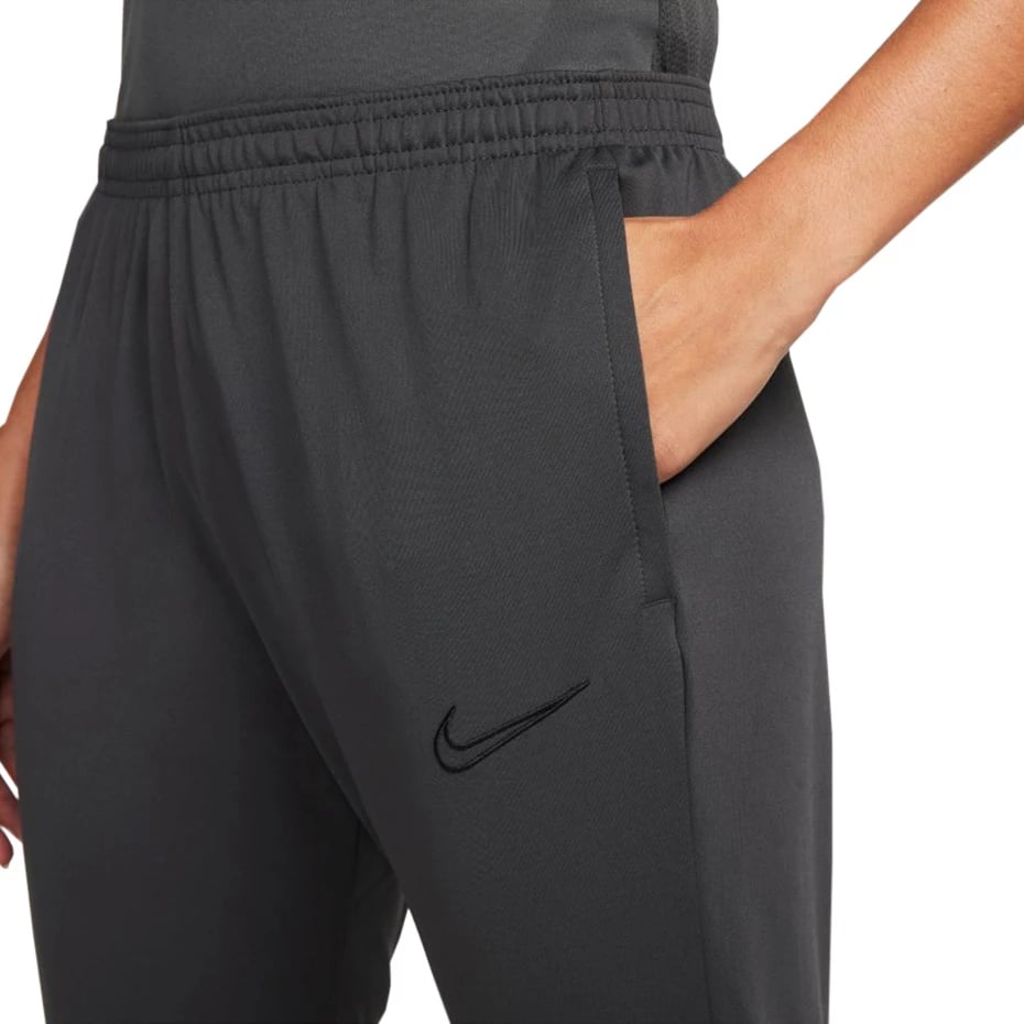Pantallona sportive për femra Nike, gri