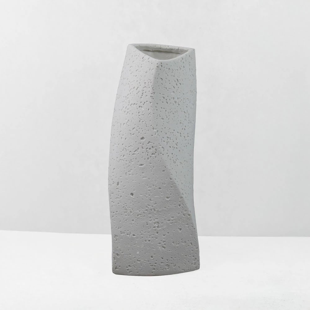 Vazo VOID III, rrëshirë, e bardhë, 16.5x14.5x39cm