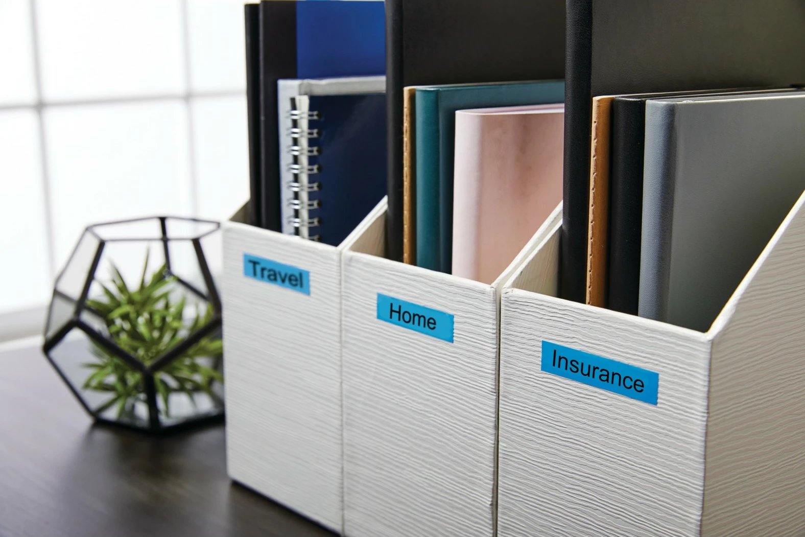 Kasetë etiketuese Dymo D1 S0720560, 12mm x 7m, e zezë mbi blu