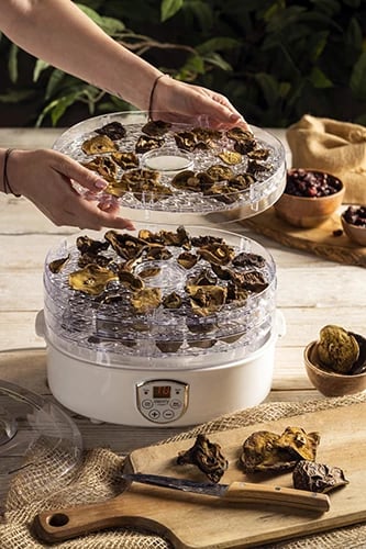 Dehidratues ushqimi, Adler CR 6659, 5 tabaka, 35–70°C, deri 70 orë, 240–550W, LCD