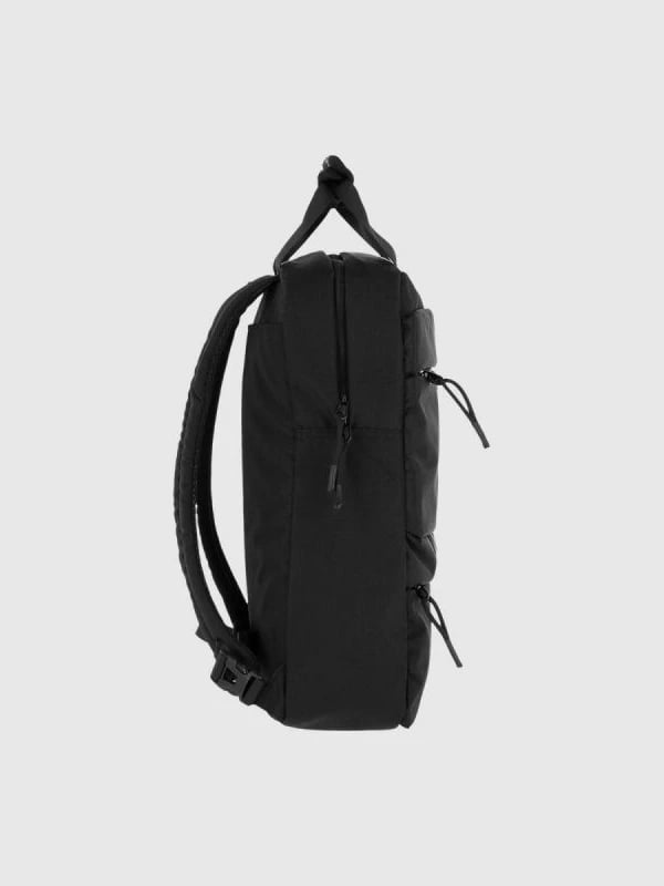 Çantë shpine 4F, e zezë