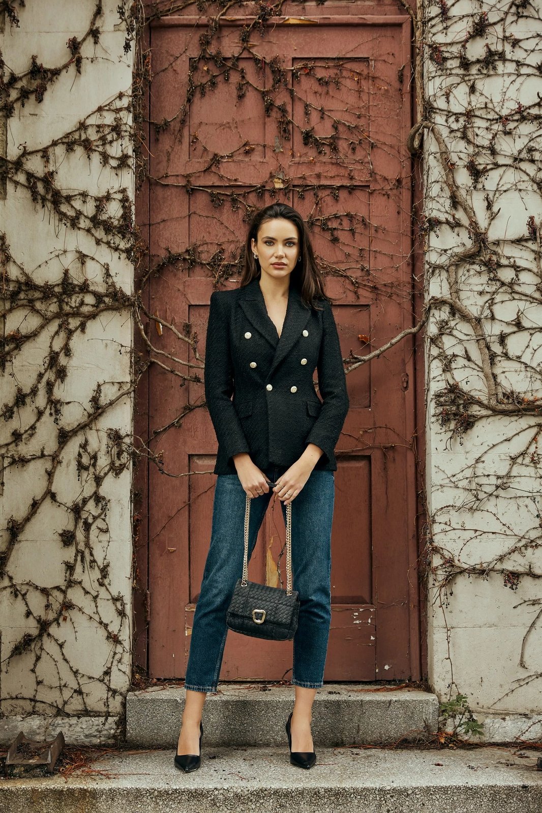 Çantë krahu Vince Camuto, Bologna, teksturë e zezë