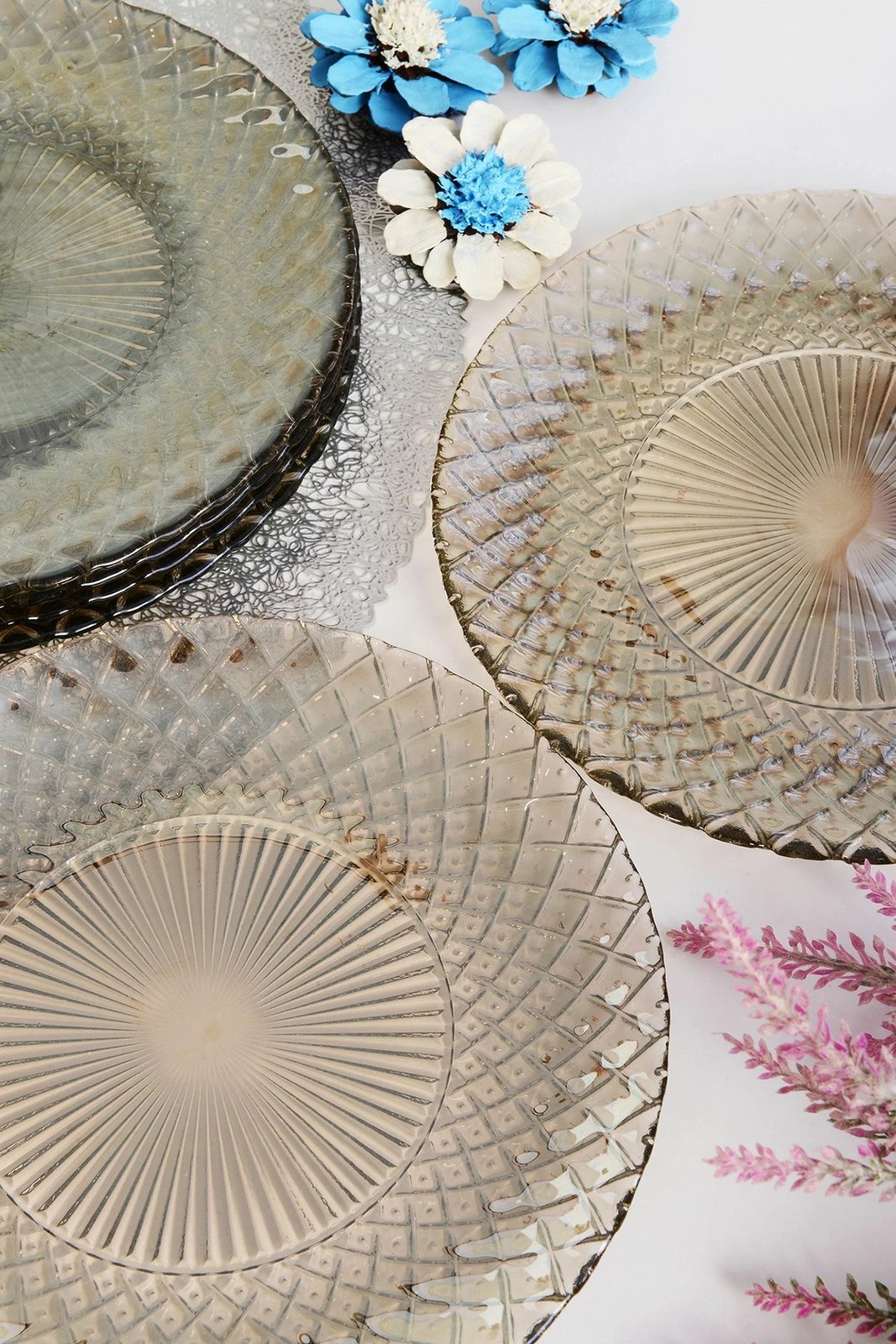 Set pjatash për ëmbëlsira, ngjyrë fume, Hermia Belinda, 6 copë, 21cm