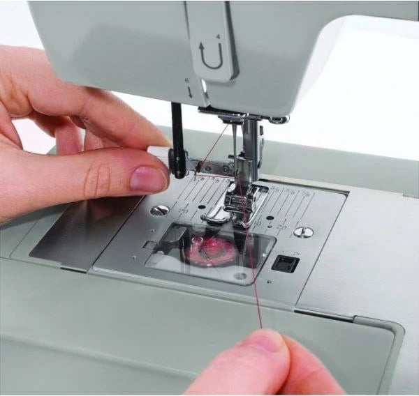 Makine qepëse Singer 4423, Elektrike, Gri