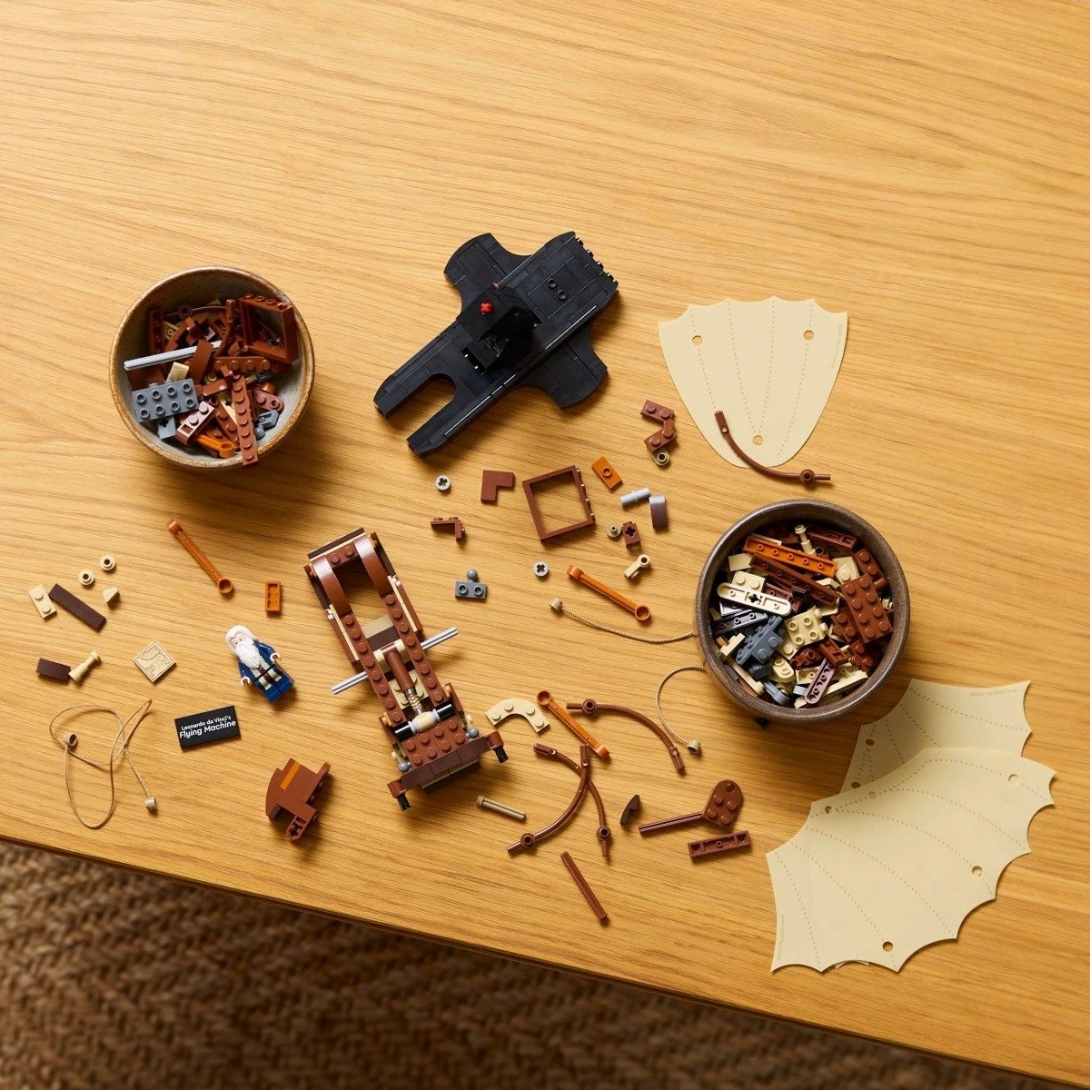 Set ndërtimi LEGO Icons 10363 Leonardo da Vinci Flying Machine, 493 pjesë, kafe/bezhë