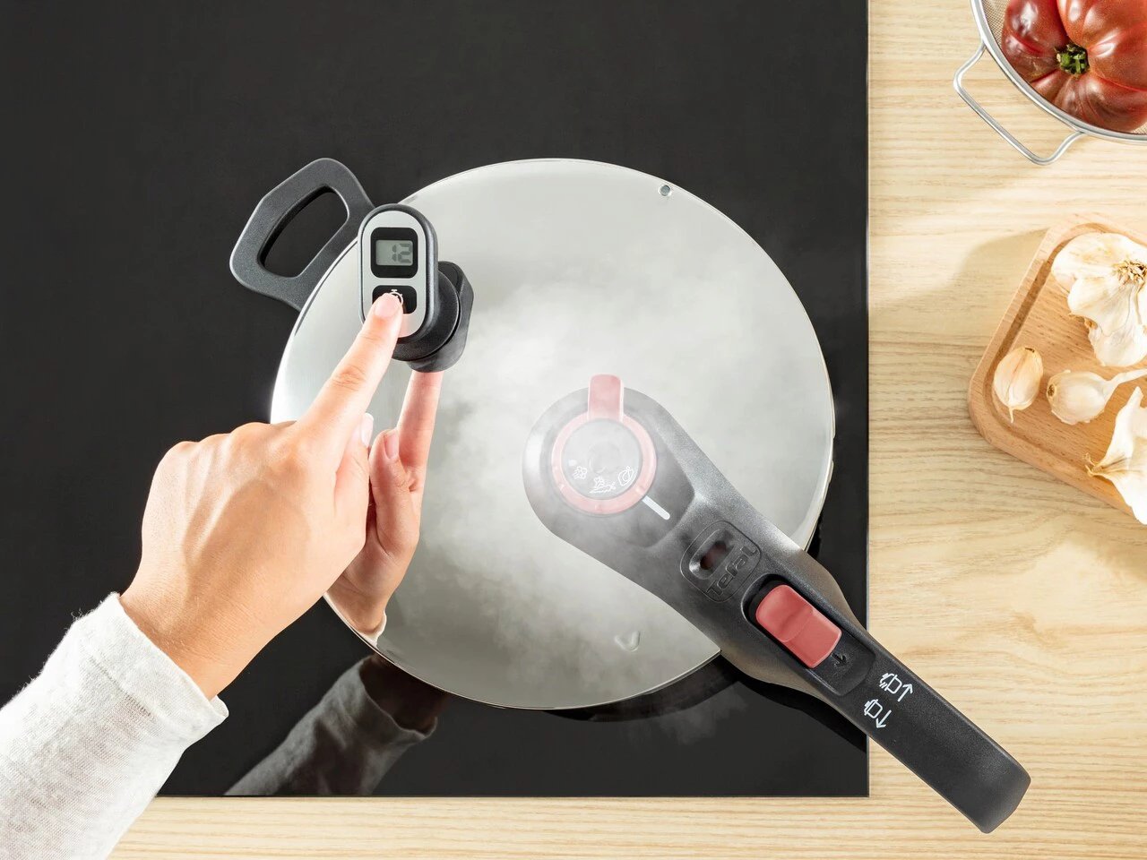 Tenxhere me presion Tefal P2594401 8 L me tajmer të heqshëm magnetik, çelik inox, ngjyrë argjendi