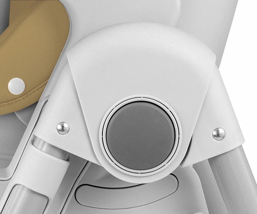 karrige e lartë për ushqim, Milly Mally Bueno, 7 nivele lartësie, shpinore reclinueshme, rripa 5-pikësh, deri 15 kg, 6–36 muaj, bezhë