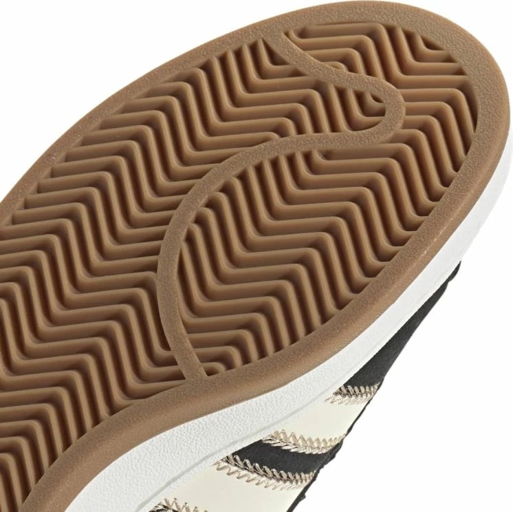 Këpucë për femra adidas