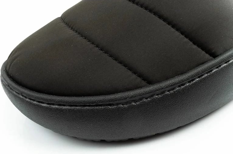 Këpucë Crocs për meshkuj, të zeza