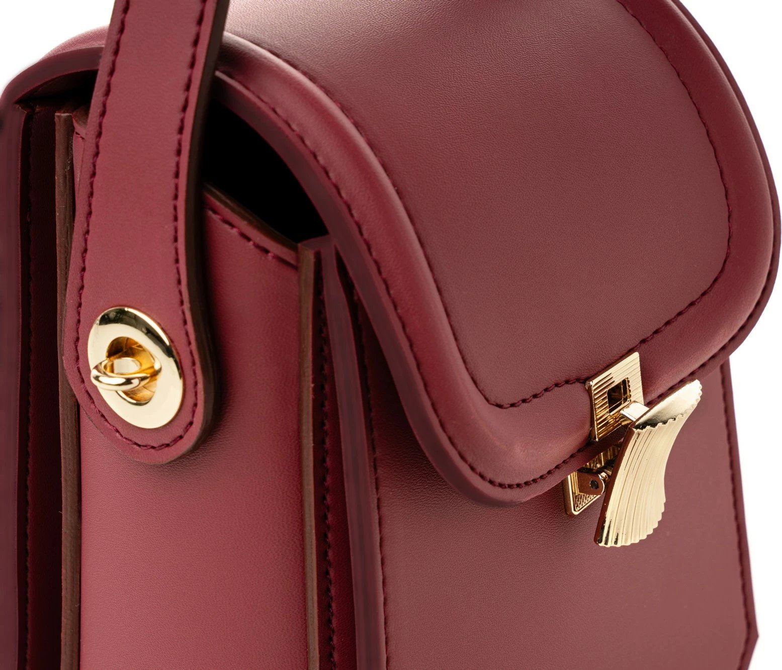 Çantë krahu crossbody, ngjyrë e kuqe Claret, Vince Camuto