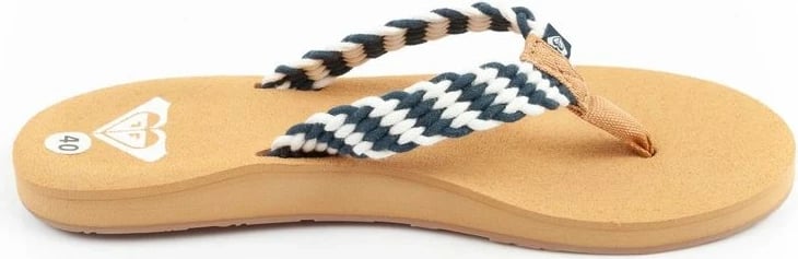 Papuqe për femra Roxy, Porto