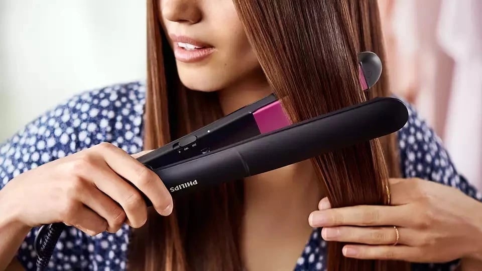 Drejtuese për flokë Philips, e zezë/rozë