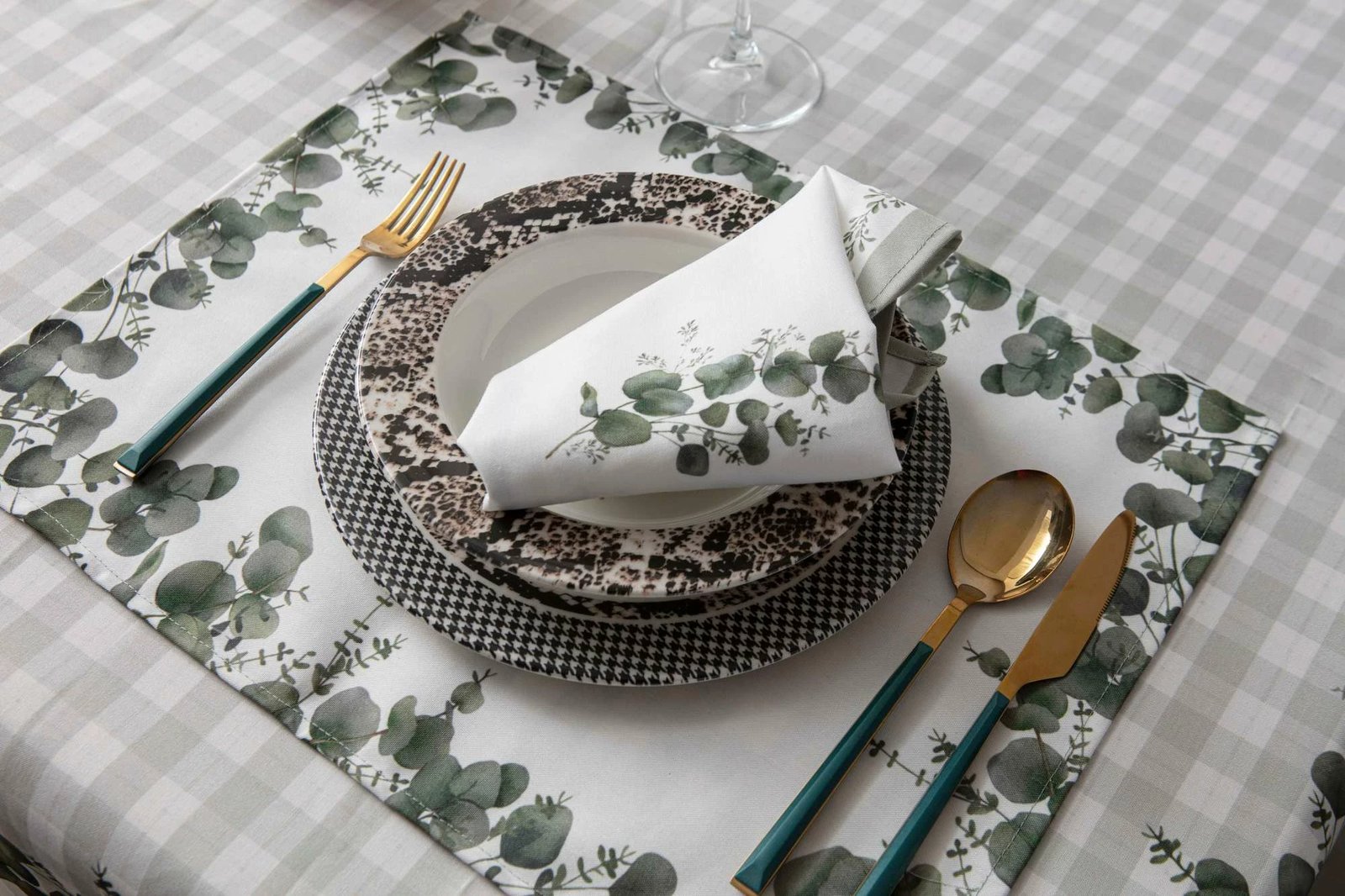 Set nënshtruesish tavoline (6 copë), Hermia, eukalipt