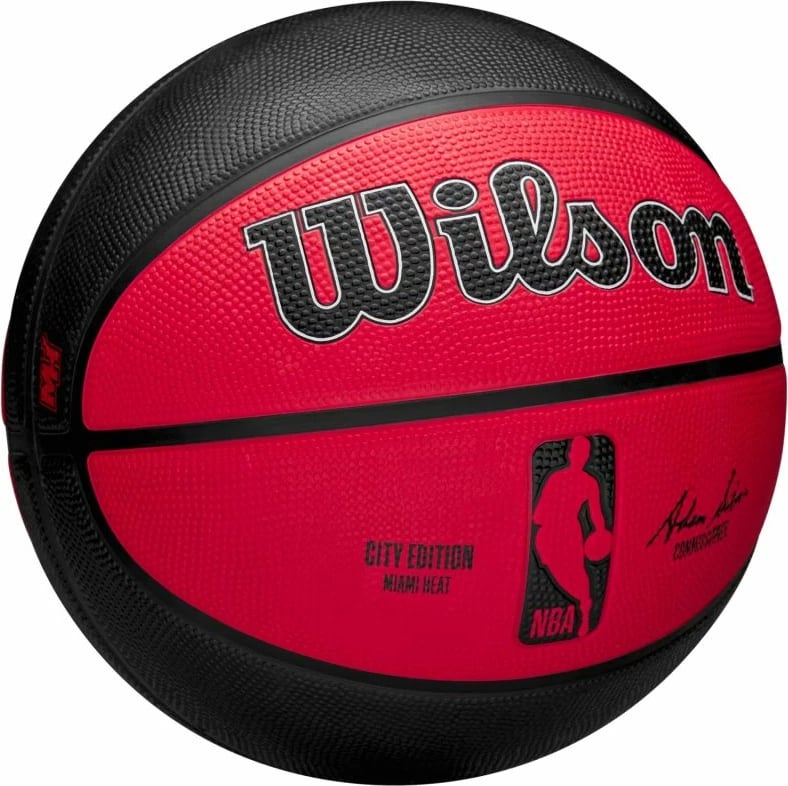 Top basketbolli Wilson, Miami Heat, i zi dhe i kuq